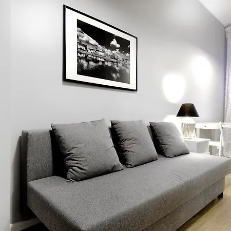 City Center Swidnicka 6 Apartman *