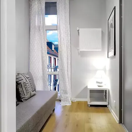 City Center Swidnicka 6 Apartman